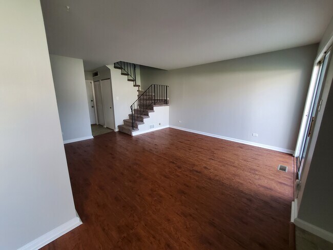 Building Photo - 4572 Provincetown Dr