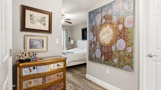 Building Photo - 2400 Grandiflora Blvd