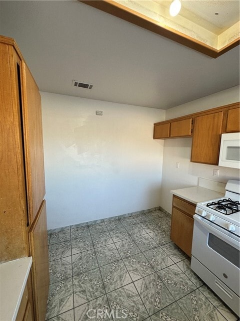 Building Photo - 8505 Robinia St