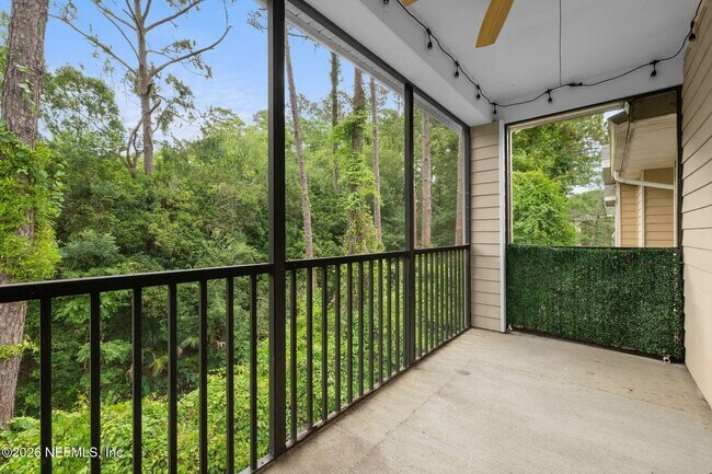 Building Photo - 10200 Belle Rive Blvd