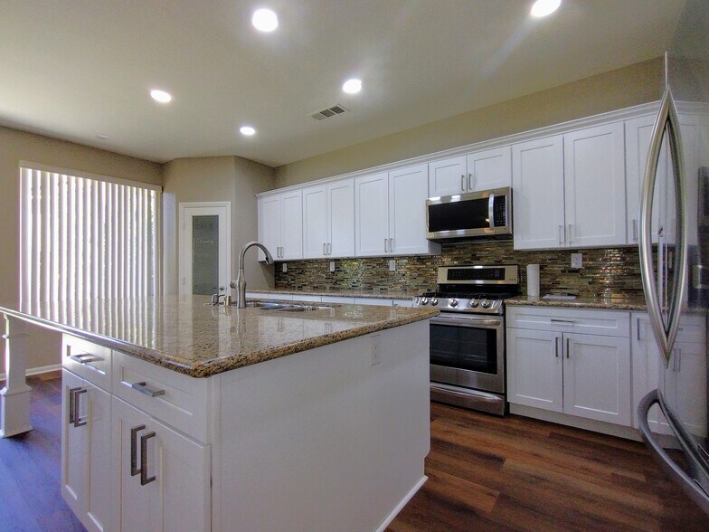 Slo-close drawers & cupboards - 311 Bogie St