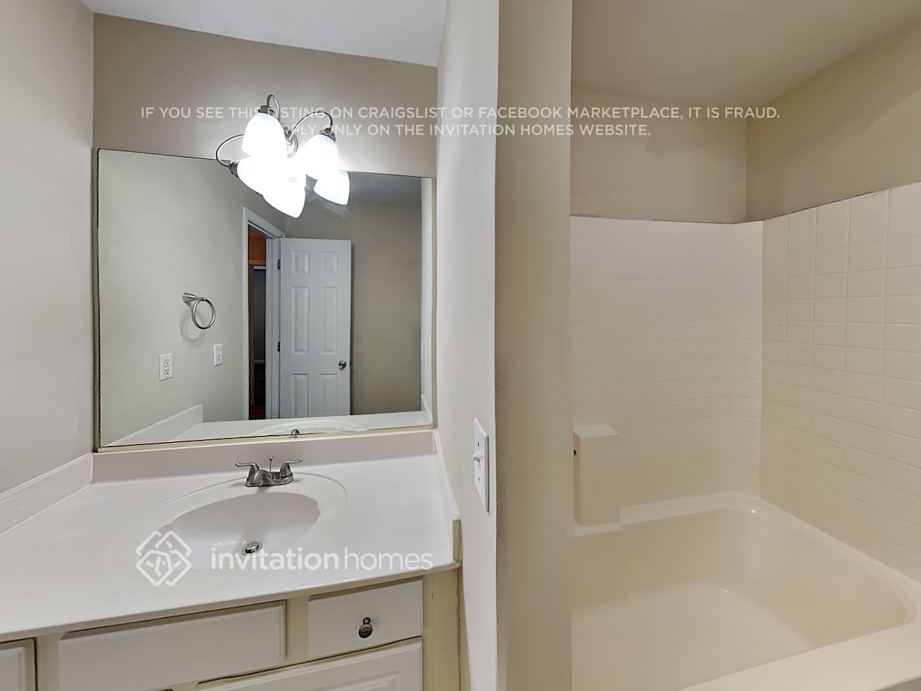 Building Photo - 3283 Fruitwood Ln