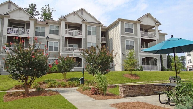 Building Photo - 1150 Baxter Ln