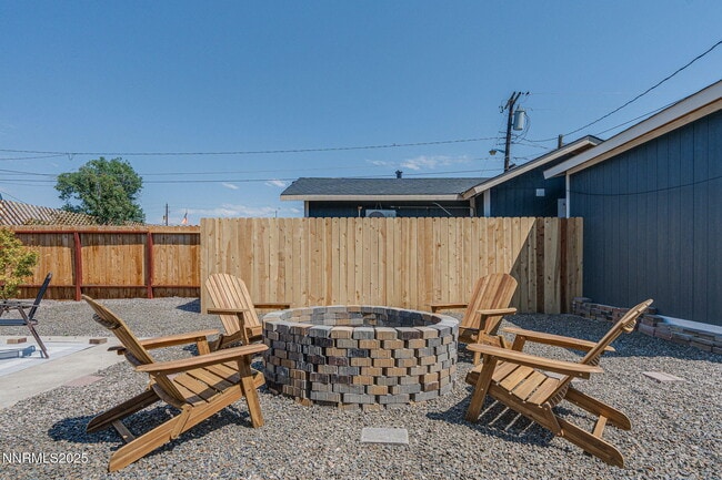 Building Photo - 775 Aitken St