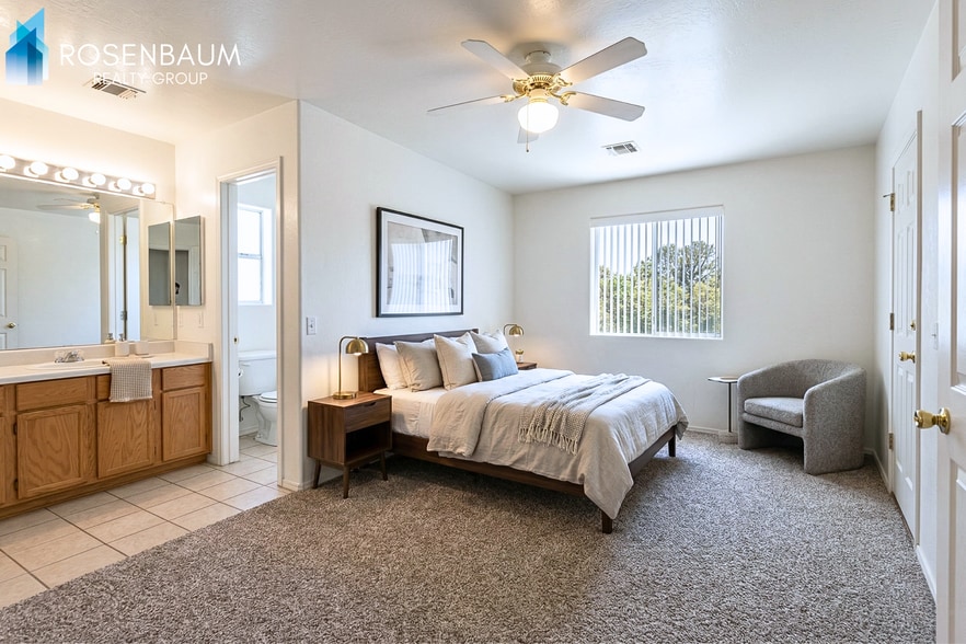 Building Photo - Charming 2-bedrooms, 2-baths duplex home in Prescott Valley!