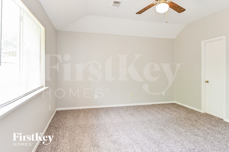 Building Photo - 24111 Ayscough Ln