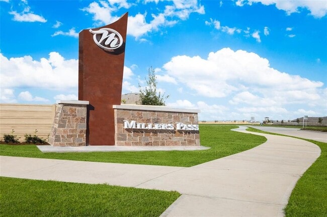 Primary Photo - 1218 Millers Pass Dr