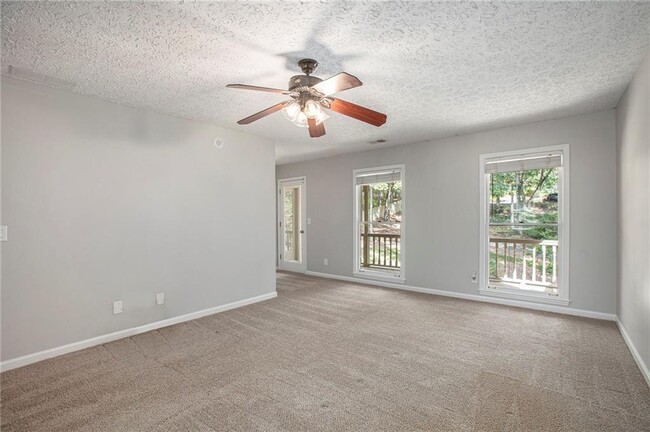 Building Photo - 390 Waverly Hall Cir