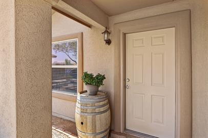 Building Photo - 4-Bedroom with 2 Full Baths in Northeast, El Paso!