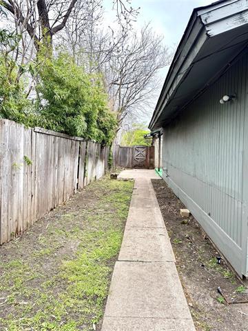 Building Photo - 13357 Kit Ln
