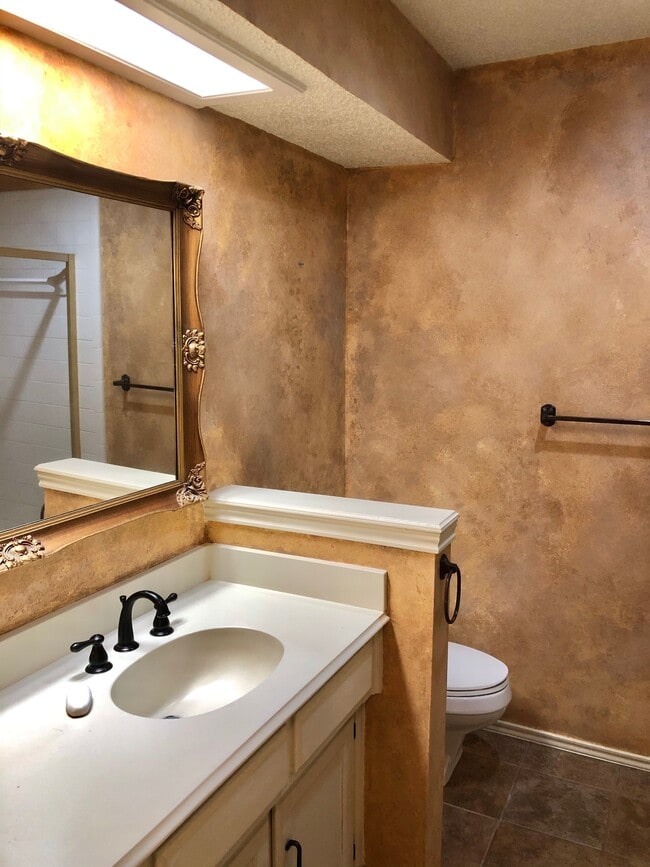 Building Photo - 5113 56th St