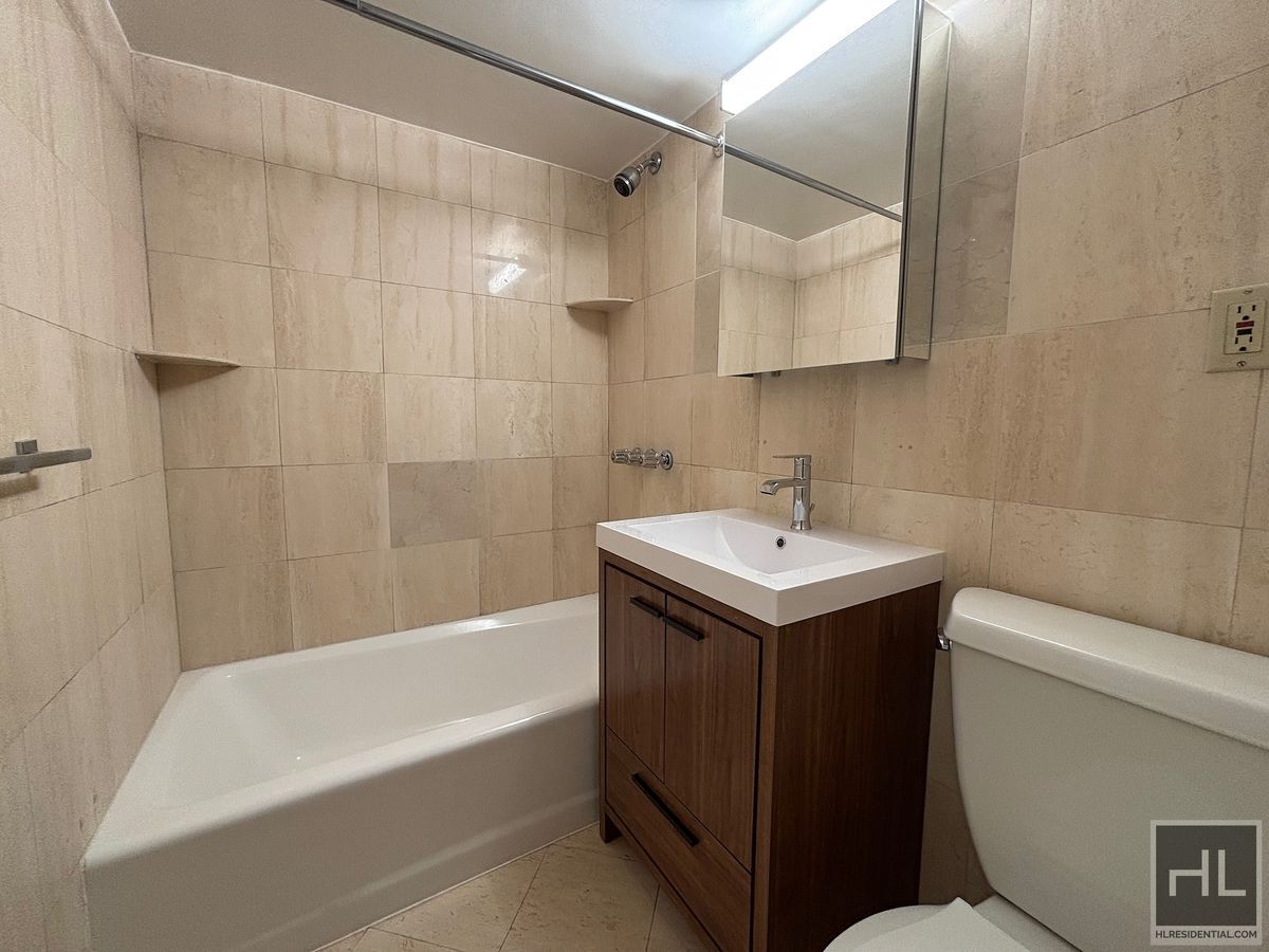 Building Photo - EAST 63 STREET