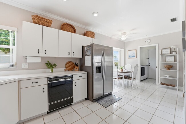 Building Photo - 1605 Slate Ct