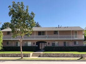 Building Photo - 540 E California Blvd