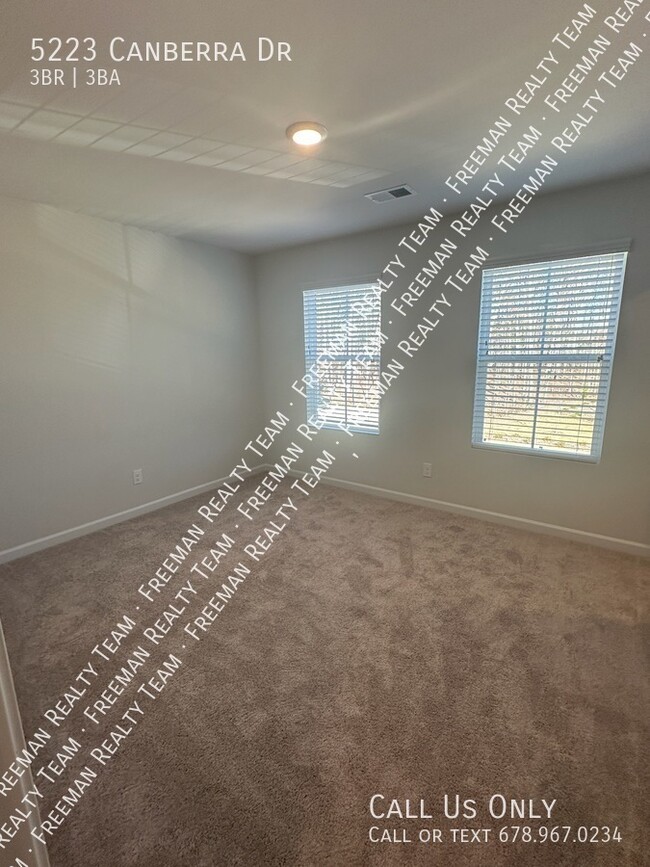 Building Photo - 5223 Canberra Drive