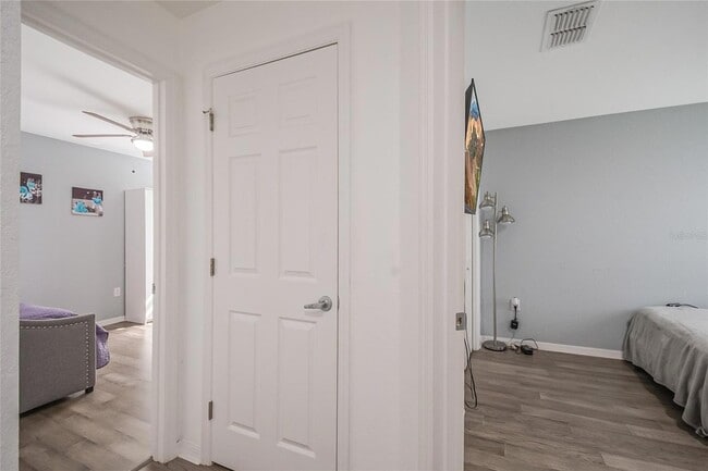 Building Photo - 520 Pheasant Dr