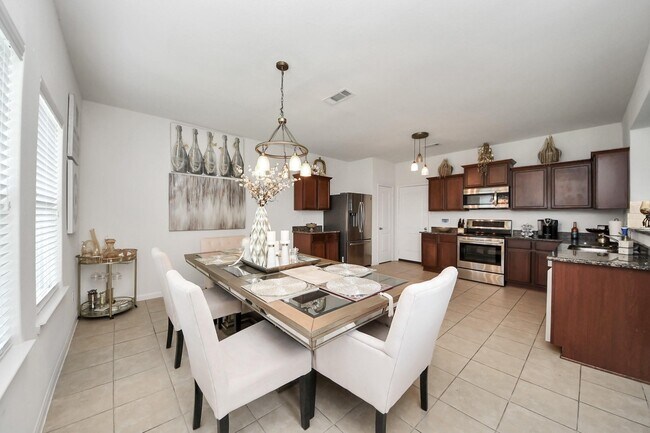 Building Photo - 9423 Grand Spark Dr