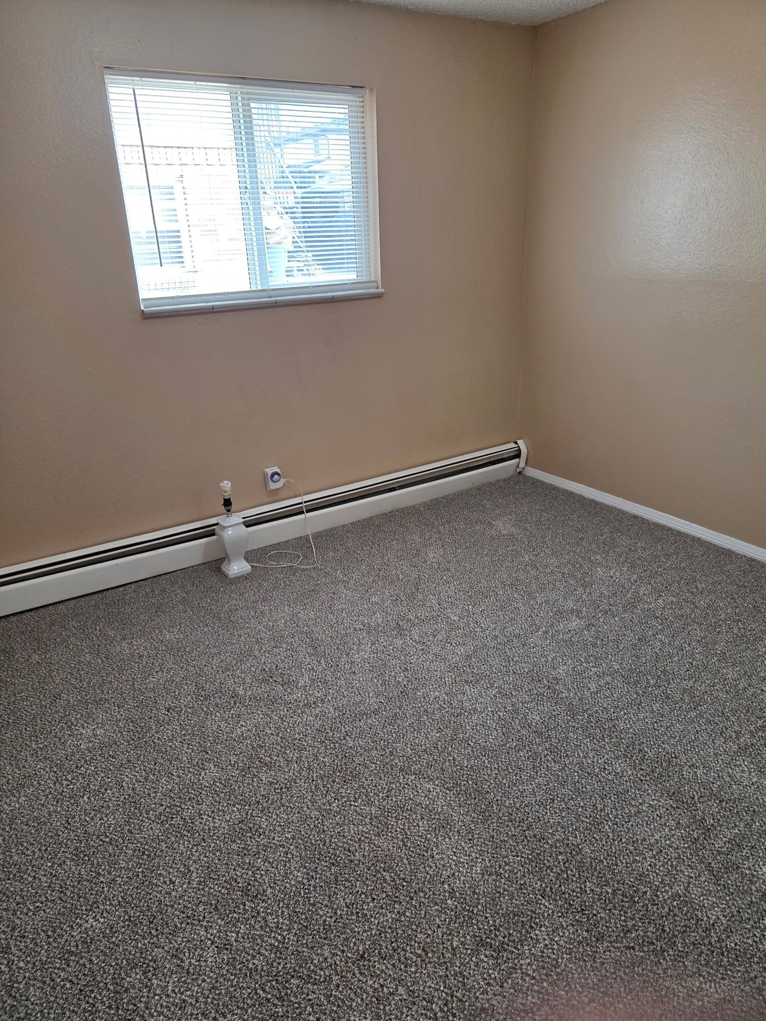 Building Photo - 16462 E 13th Pl