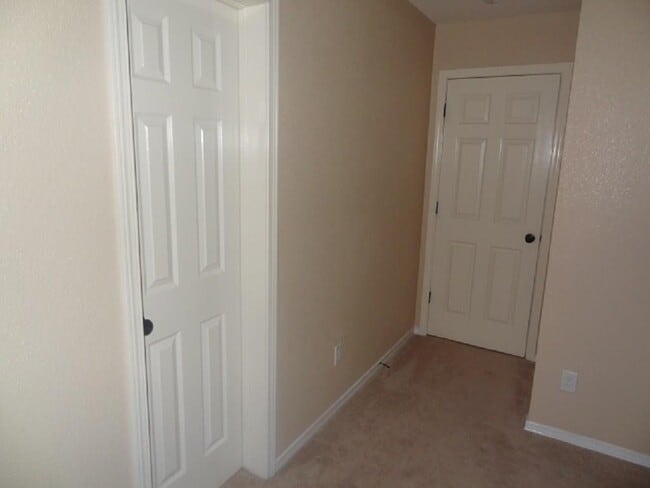 Building Photo - 12325 Sombra Grande Dr