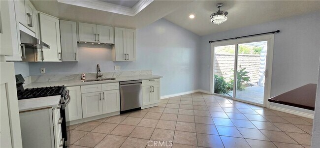 Building Photo - 15839 Ada St