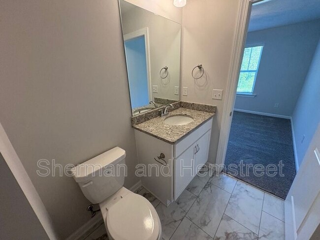 Building Photo - 655 Caroline Ct