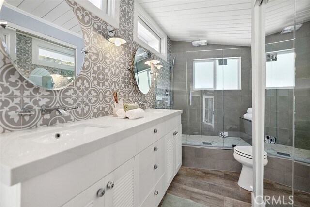 Building Photo - 1310 Bluebird Canyon Dr