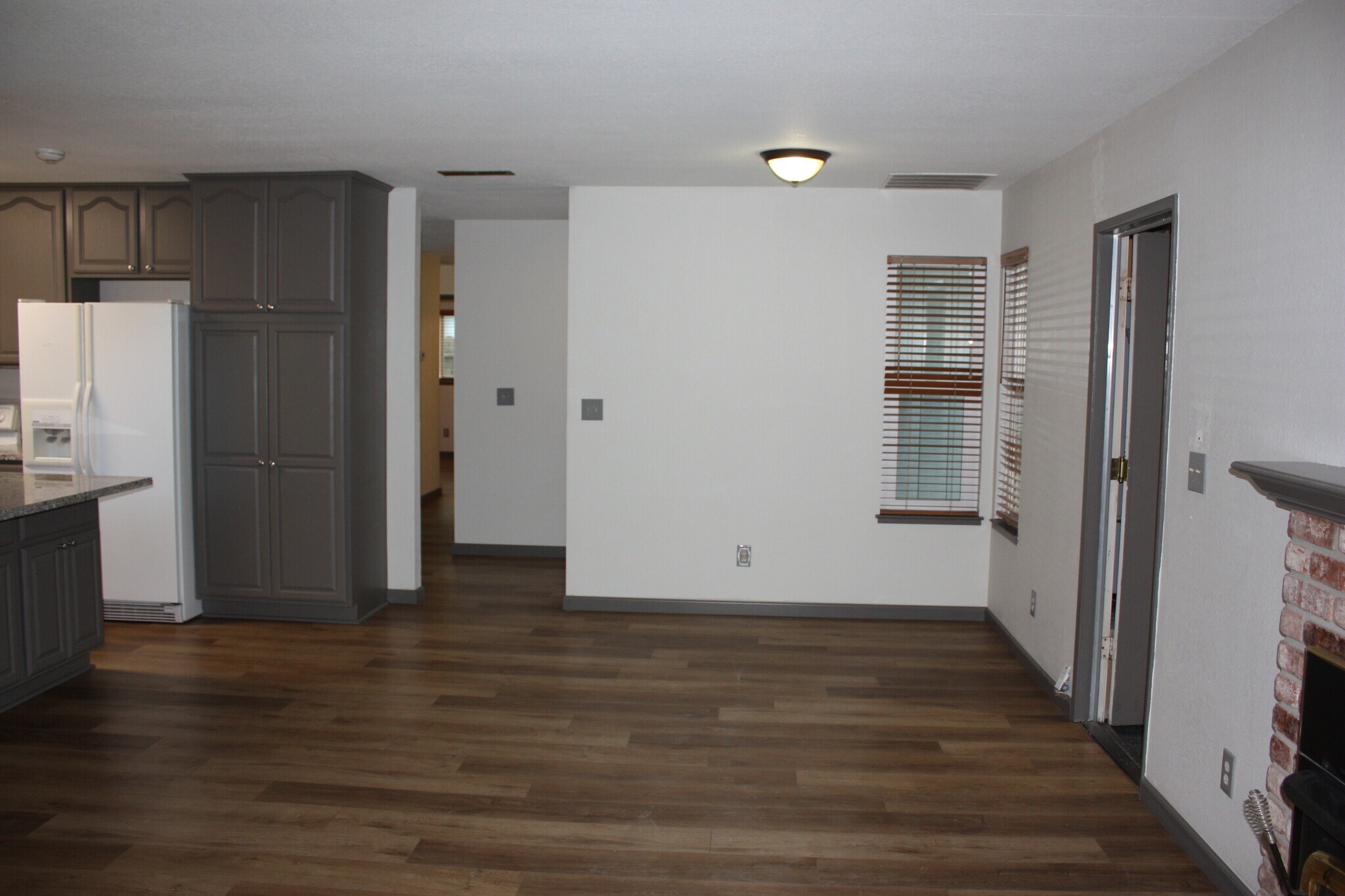 Building Photo - 1032 Friar St