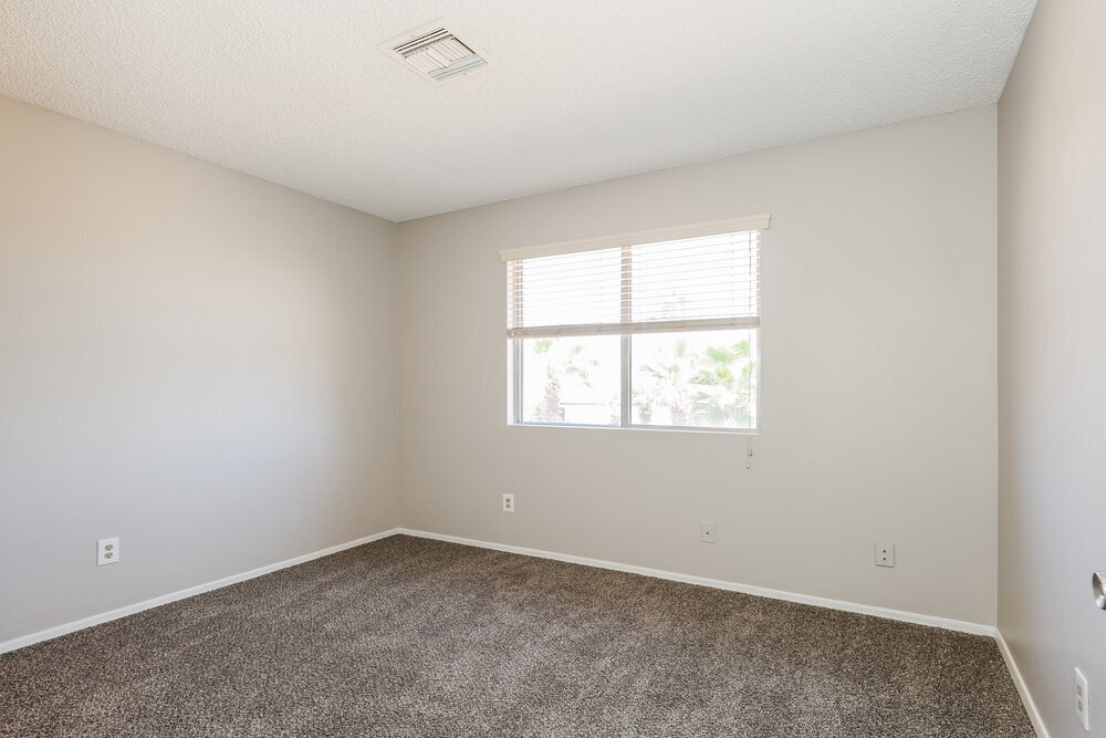 Building Photo - 4214 E Saltsage Dr