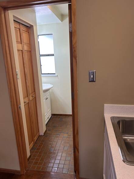 Bathroom entrance - 148 Kathryn Dr