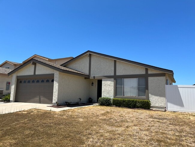Building Photo - 3BD 2BA House located in Mira Mesa