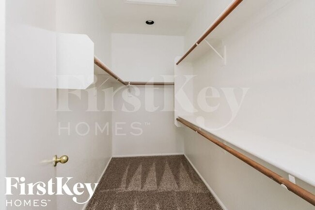 Building Photo - 20442 N 38th Dr