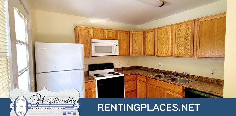 Building Photo - 1202 Holden Dr