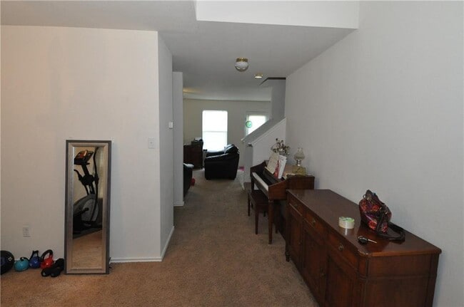 Building Photo - 121 Pheasant Trail