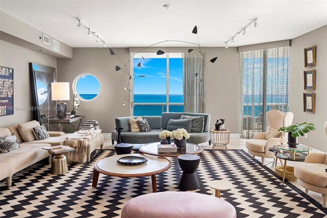 Building Photo - 5801 Collins Ave