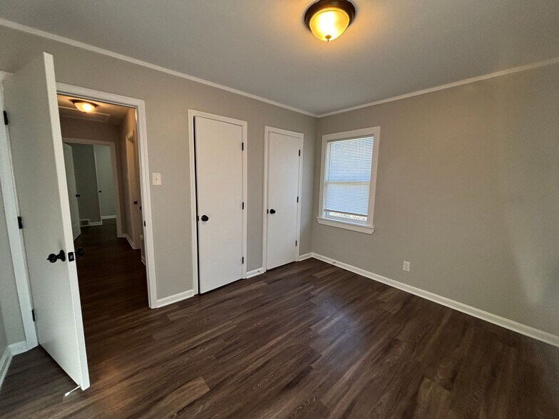 Building Photo - 2073 Gayle Ave