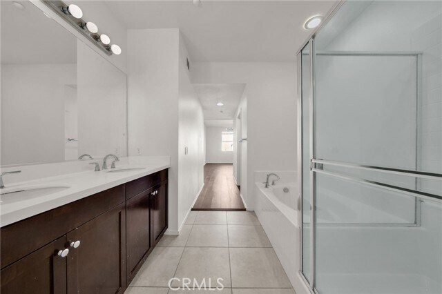 Building Photo - 5450 Strand