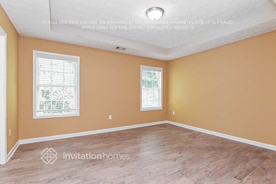 Building Photo - 552 Bridgeport Pl
