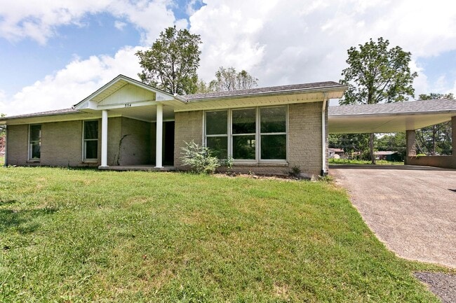 Building Photo - 554 Cox Ln