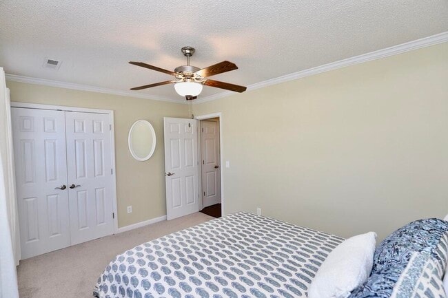 Building Photo - 3196 Daufaskie Rd