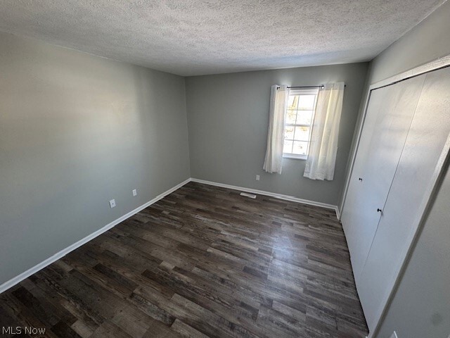 Building Photo - 1206 Heatherstone Dr