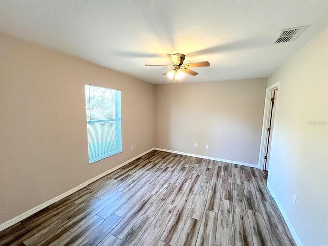 Building Photo - 47 Wellwood Ln