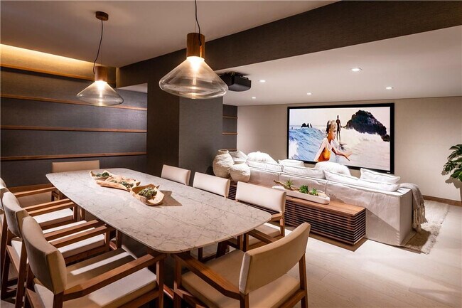 Building Photo - 2200 N Ocean Blvd