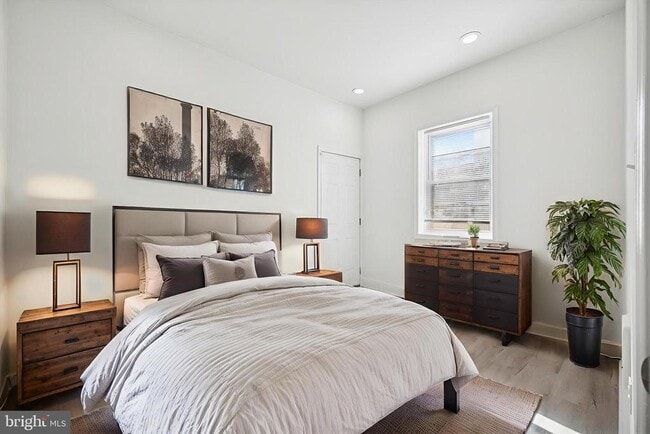 Building Photo - 2135 N 20th St