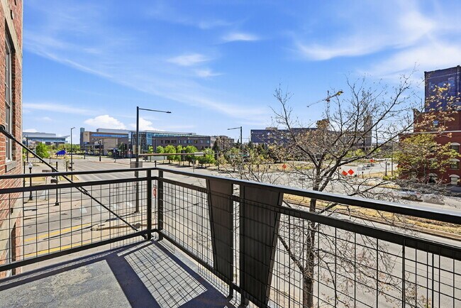 Building Photo - $3,644.95, 2 Beds - 1 Bath, Condo in Denver with Washer and Dryer!