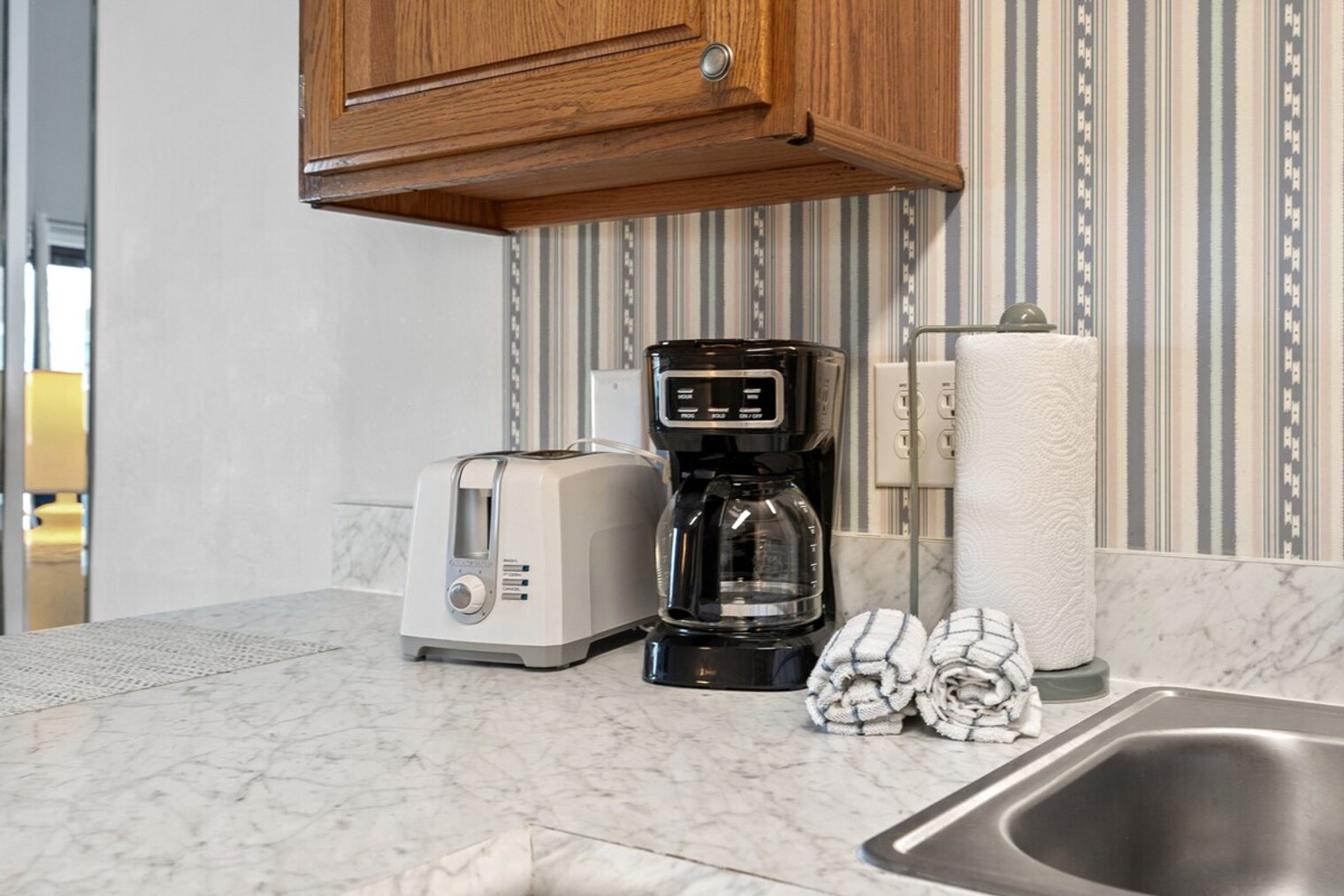 Building Photo - 1930 Bent Grass Dr