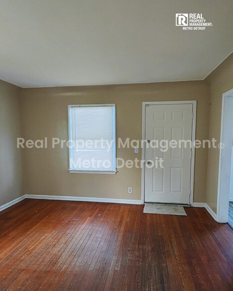 Building Photo - 21242 Beechwood Ave