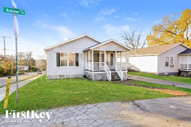 Building Photo - 5650 Askew Ave