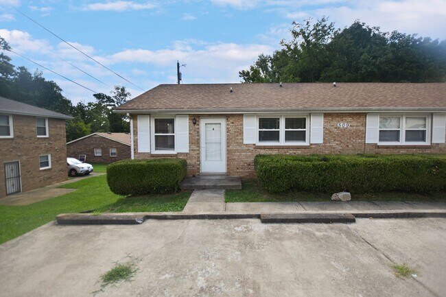 Primary Photo - 509 Hietts Ln