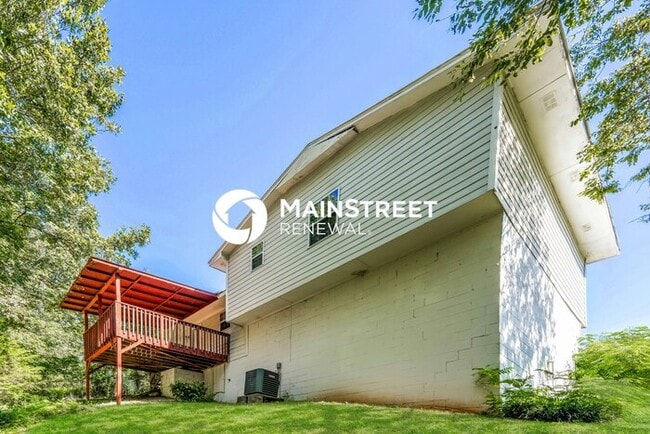 Building Photo - 3 Bedroom Pet-Friendly Home in Birmingham,...