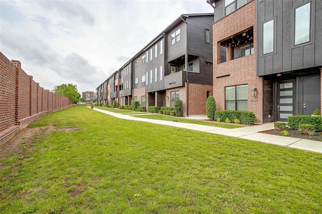 Building Photo - 2806 Addison Park Ln